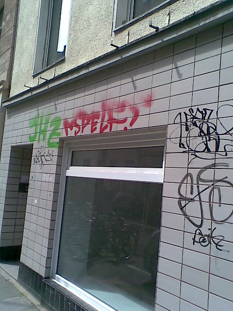 Graffitientfernung vorher